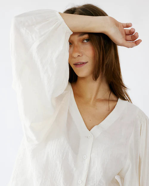 What To Wear with Women’s Tops