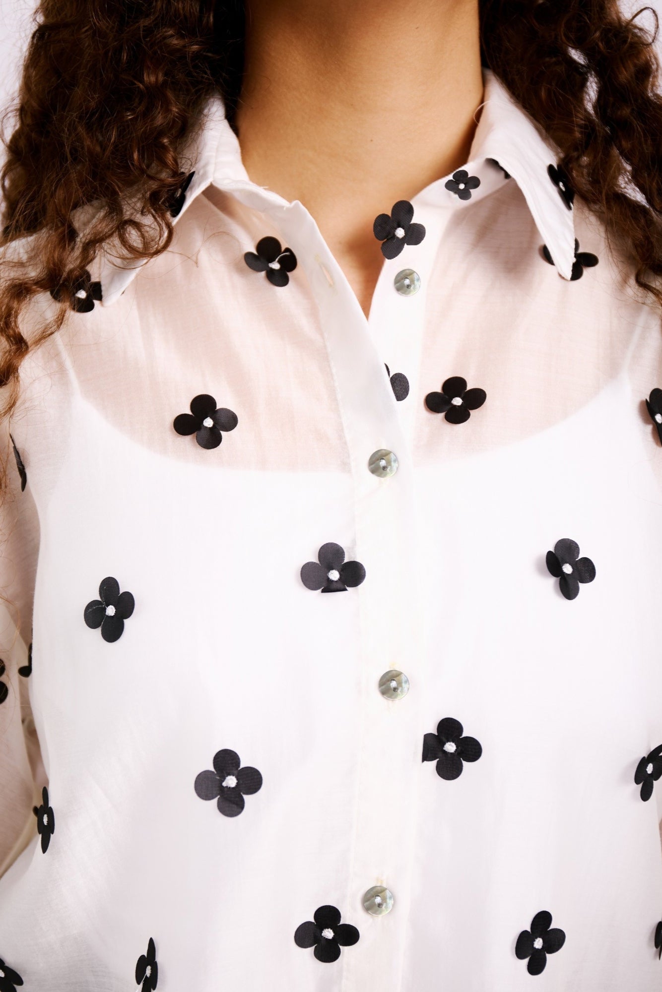 Bellow Sleeve Shirt in 3D Flower