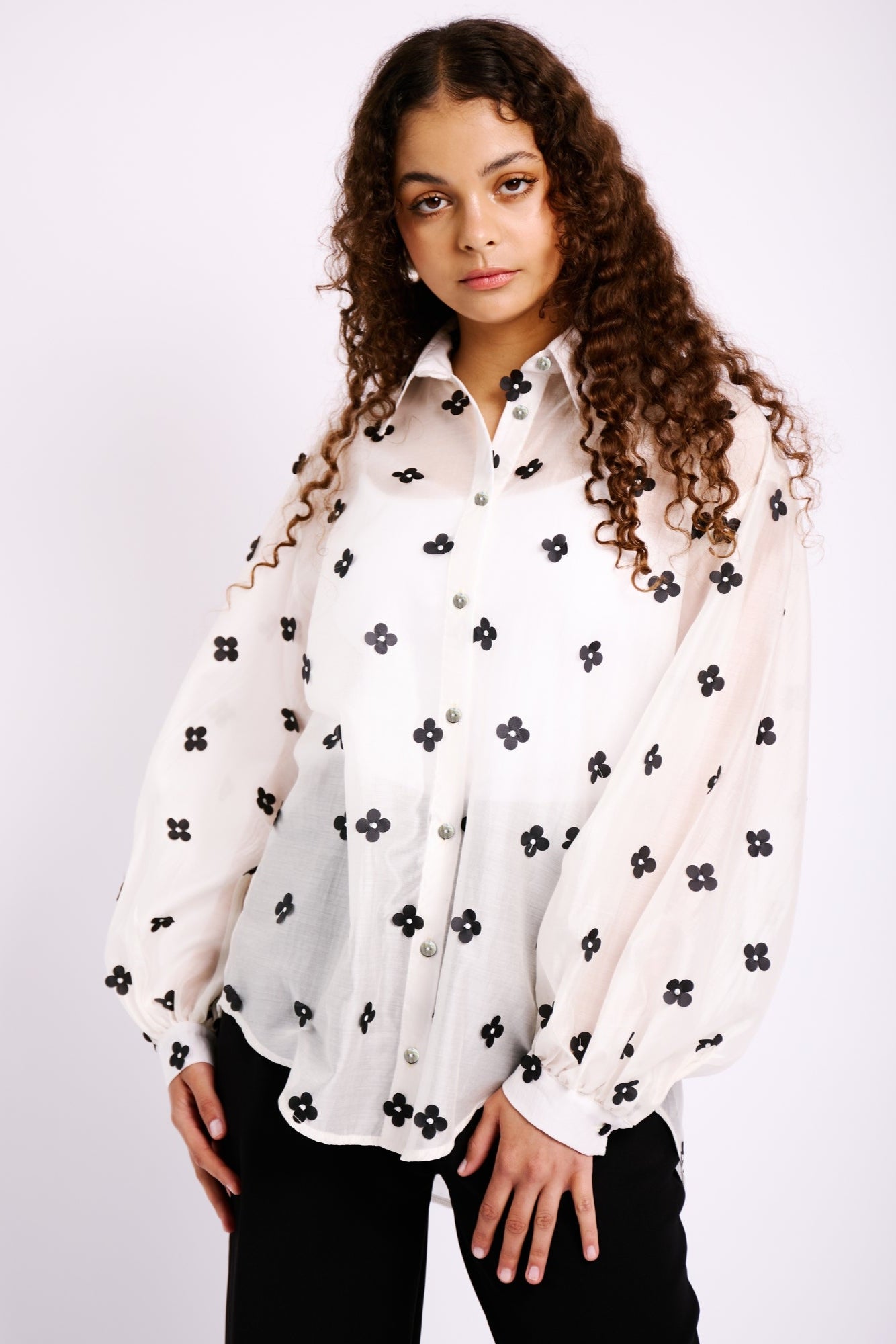 Bellow Sleeve Shirt in 3D Flower