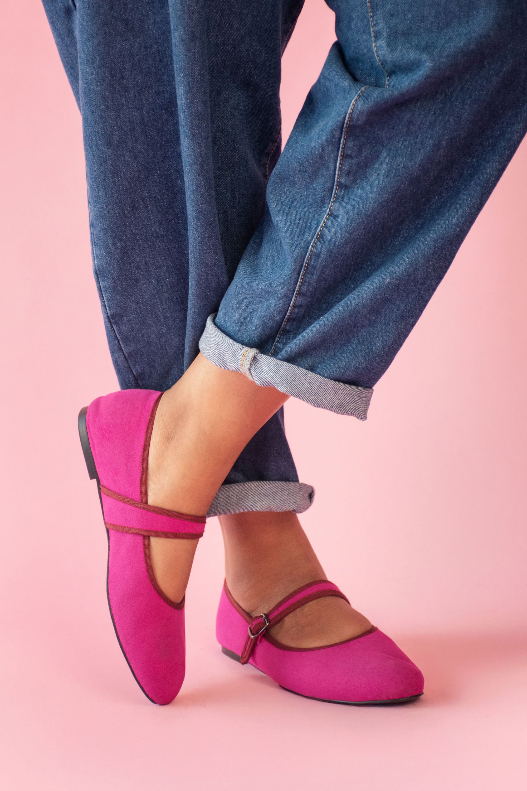 The Mom Jean in Medium Blue