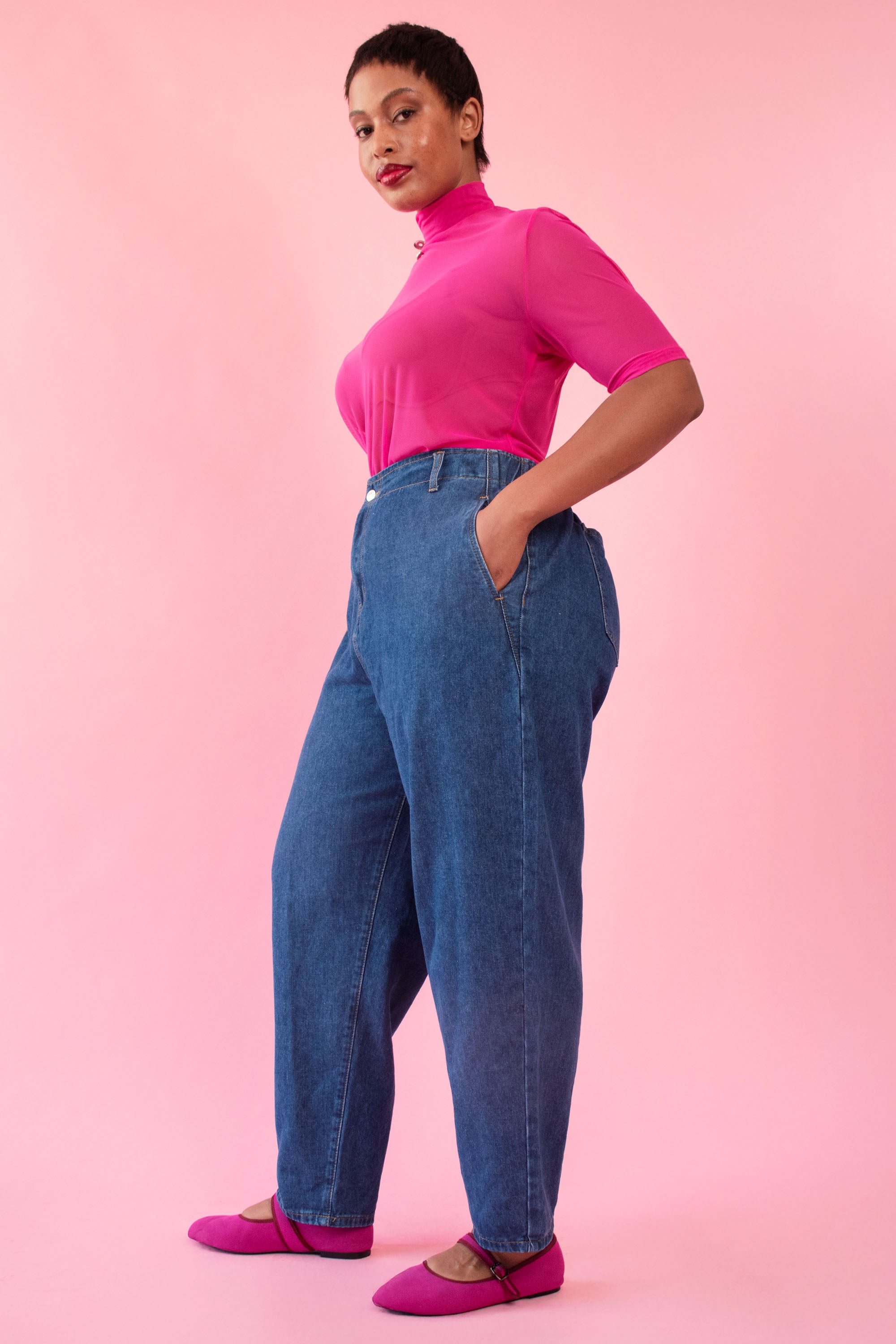 The Mom Jean in Medium Blue