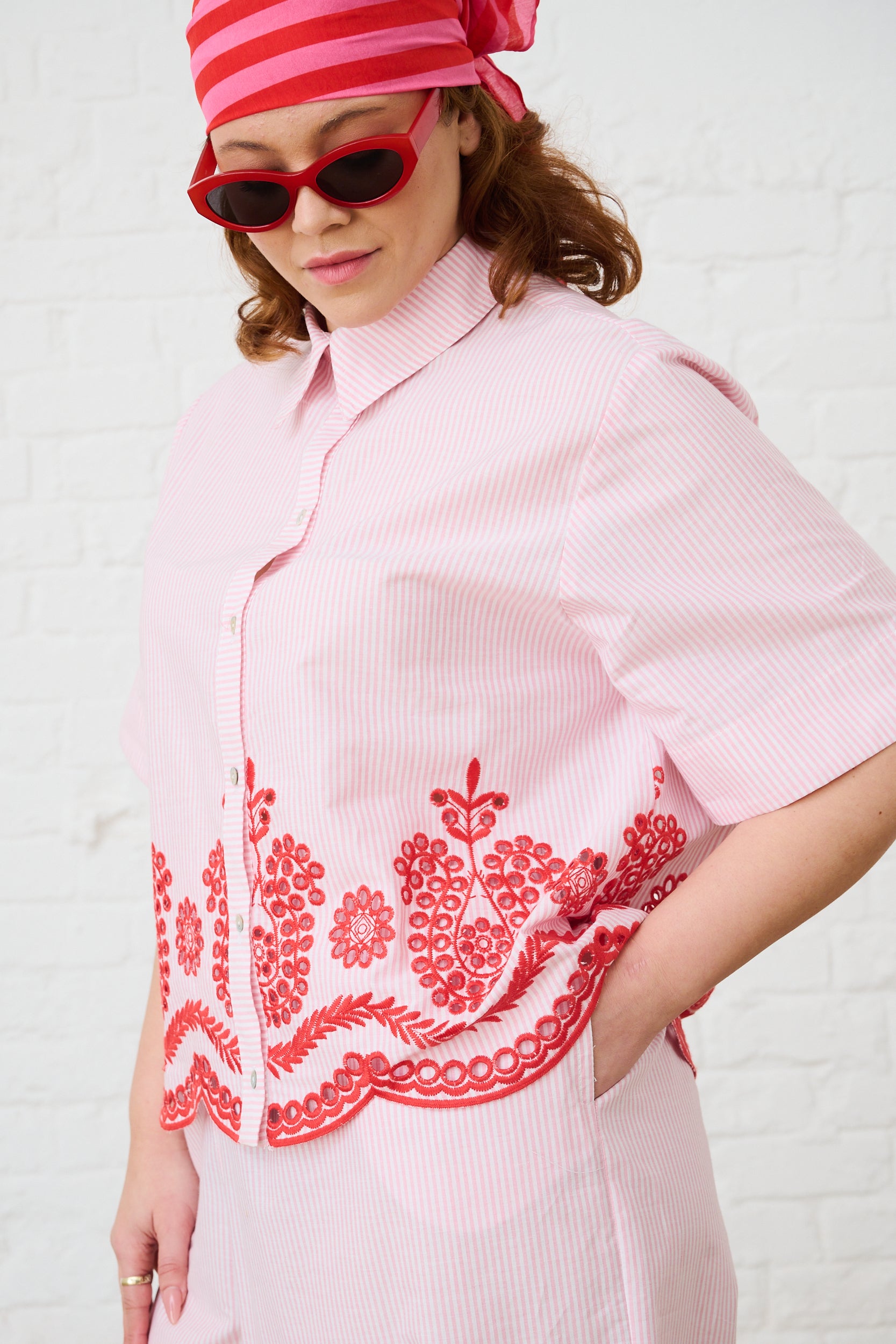 Boxy Shirt in Red/Pink Anglaise