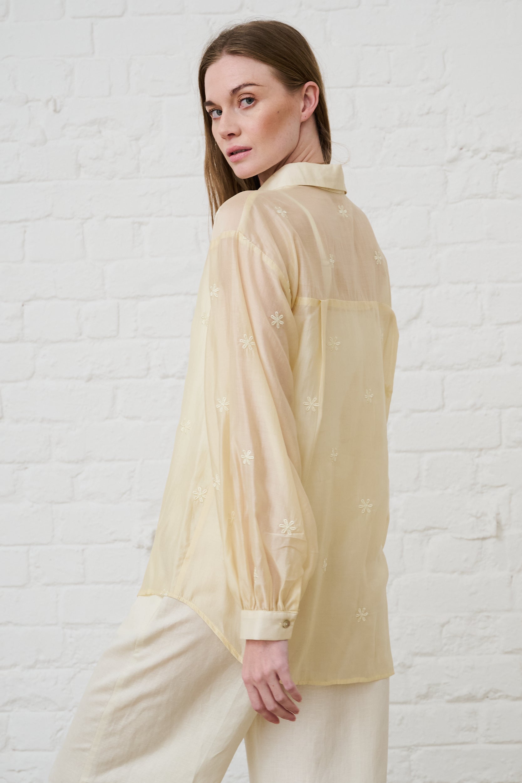 Bellow Sleeve Shirt in Butter Flower