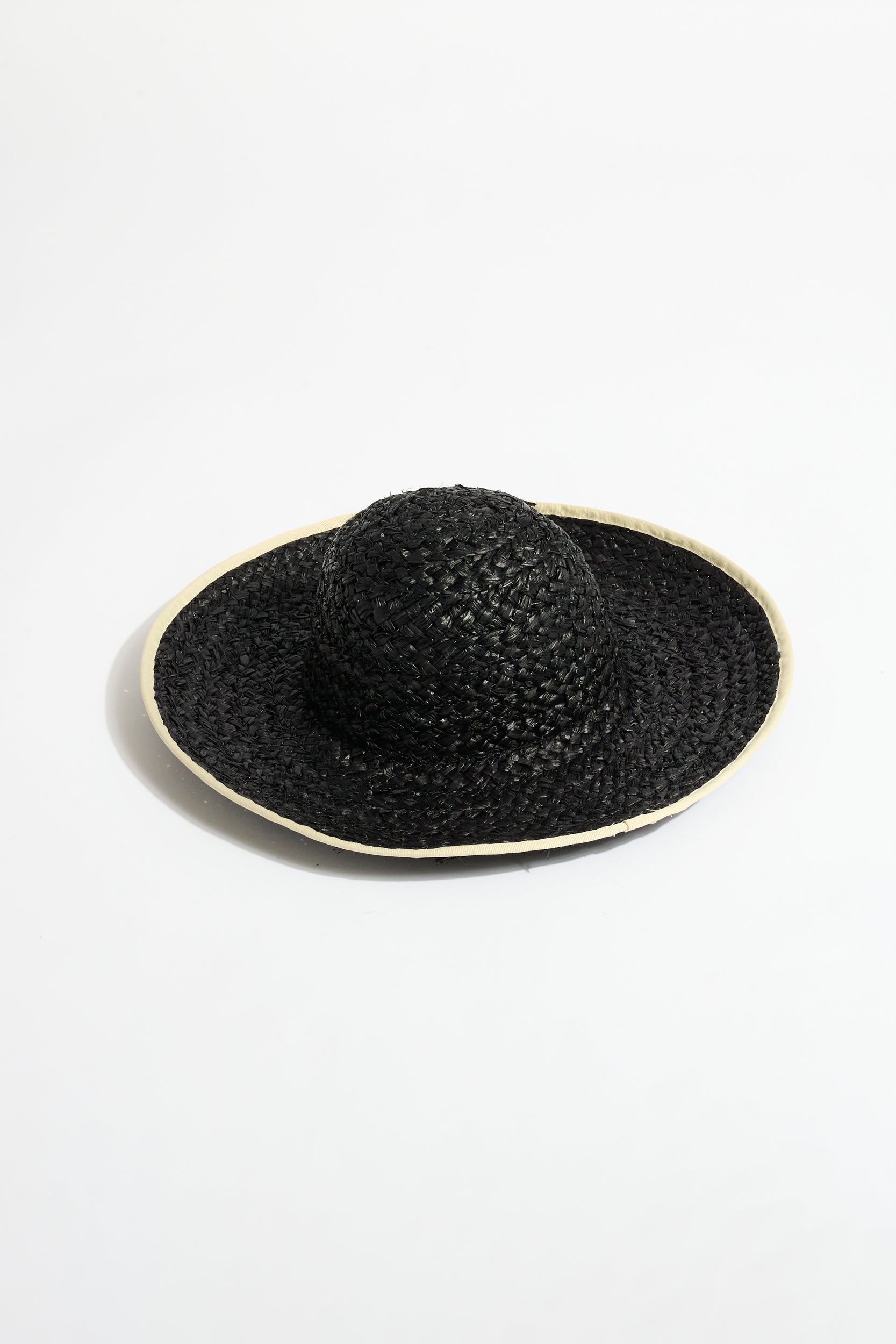 Solé Straw Hat in Black