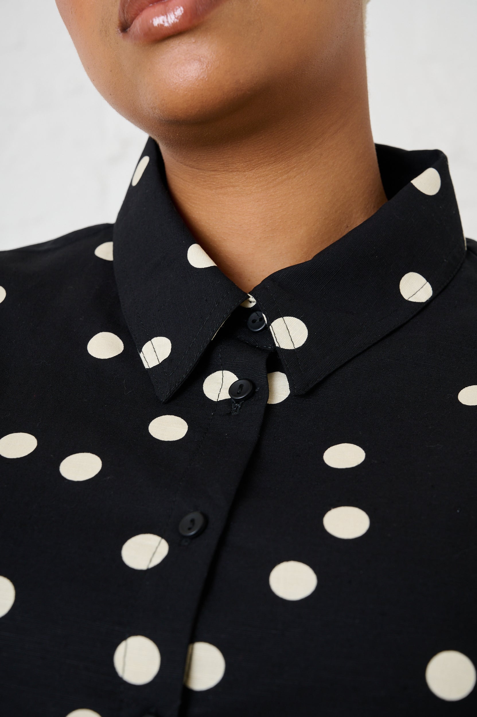 Tencel Twill Boxy Shirt in Black Spot