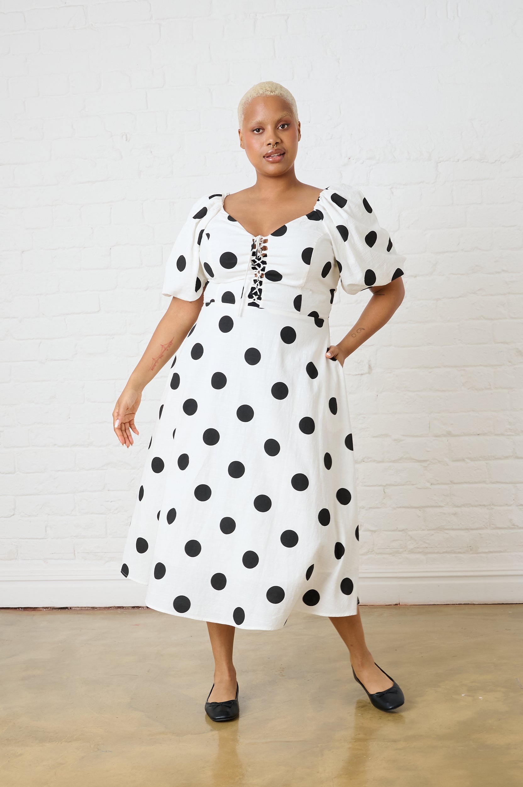 long sleeve open back maxi dress Grey Lab