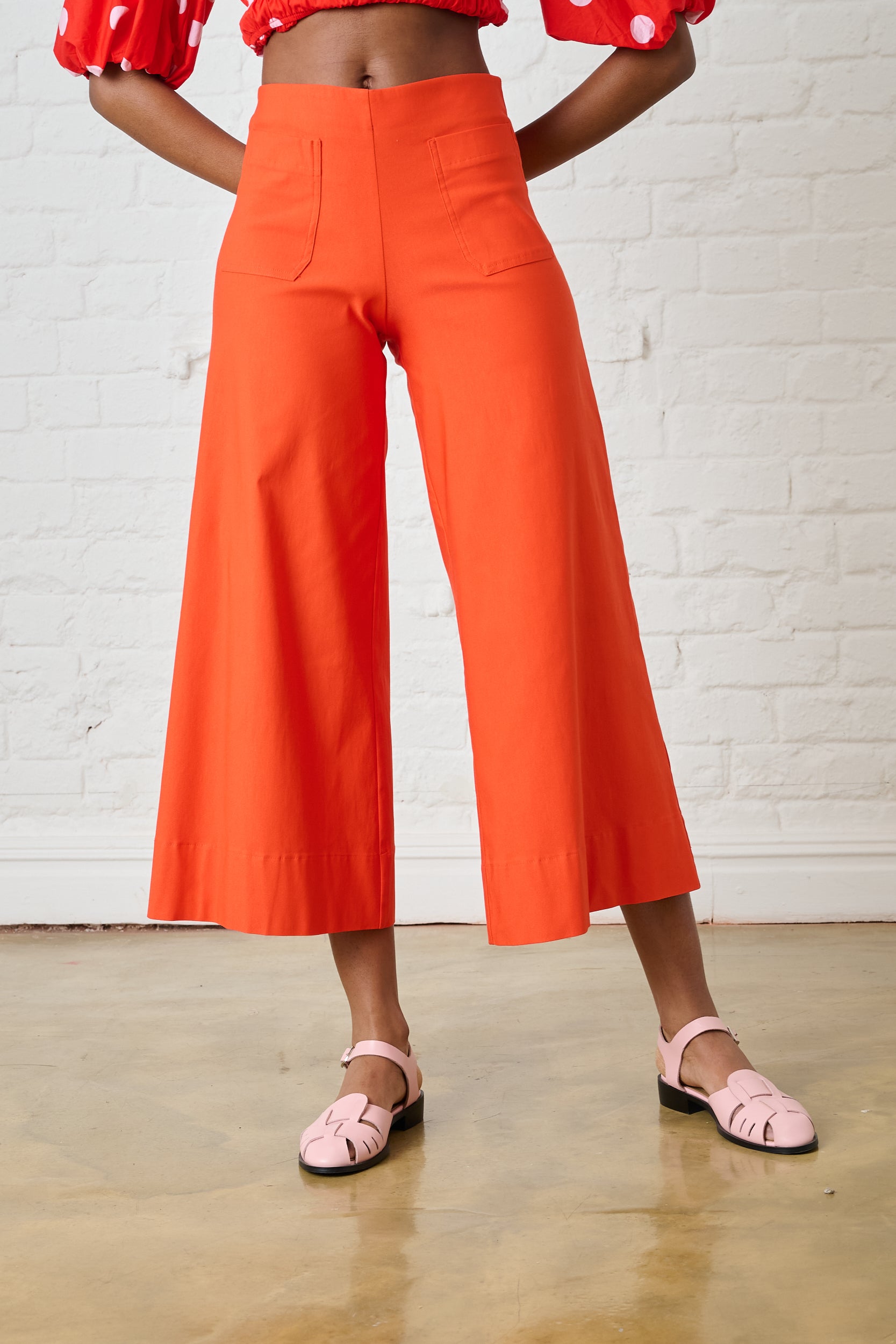 Stretch Wide Leg Cropped Pants in Coral