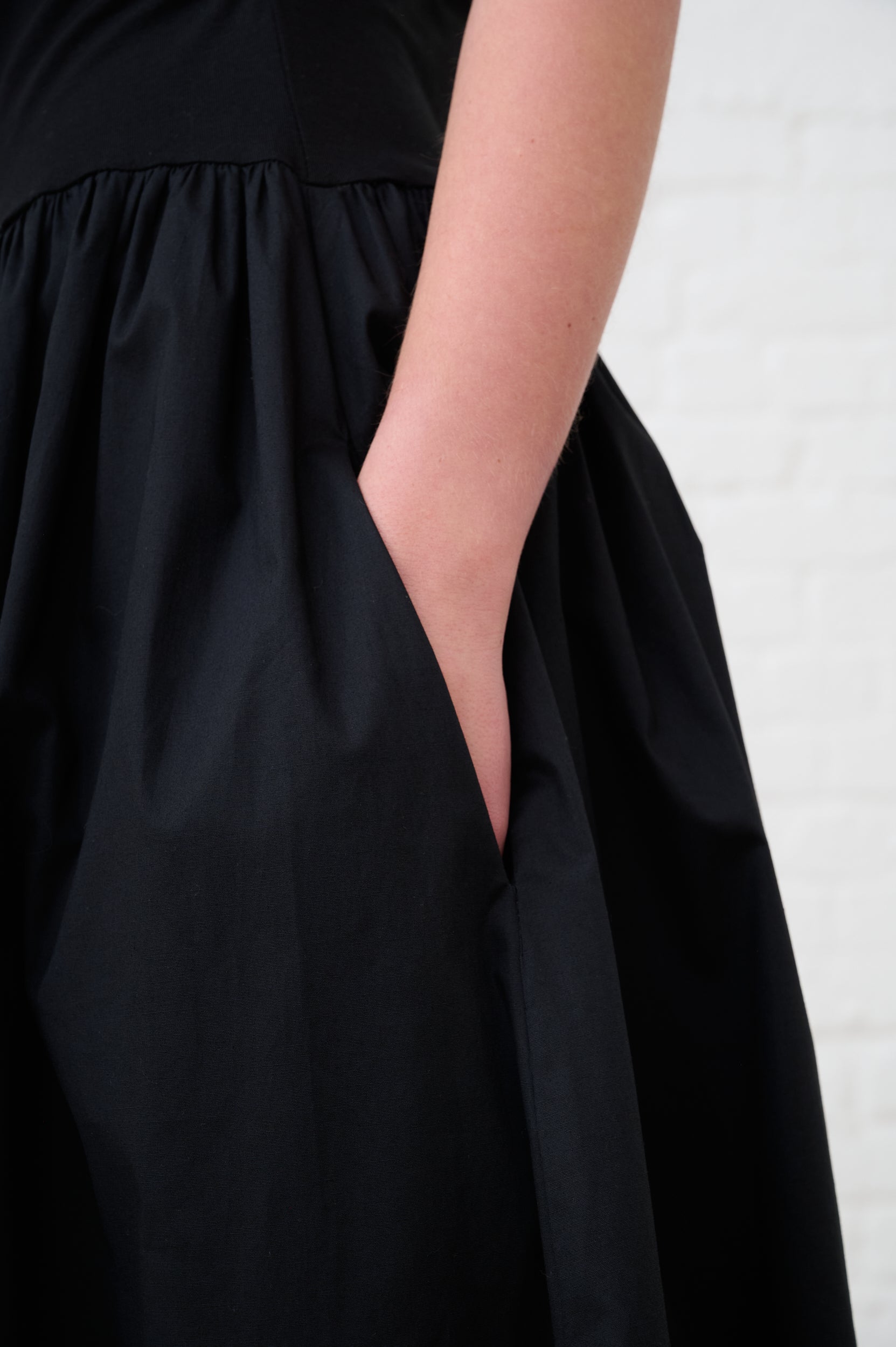 The Everyday Combo Dress in Black