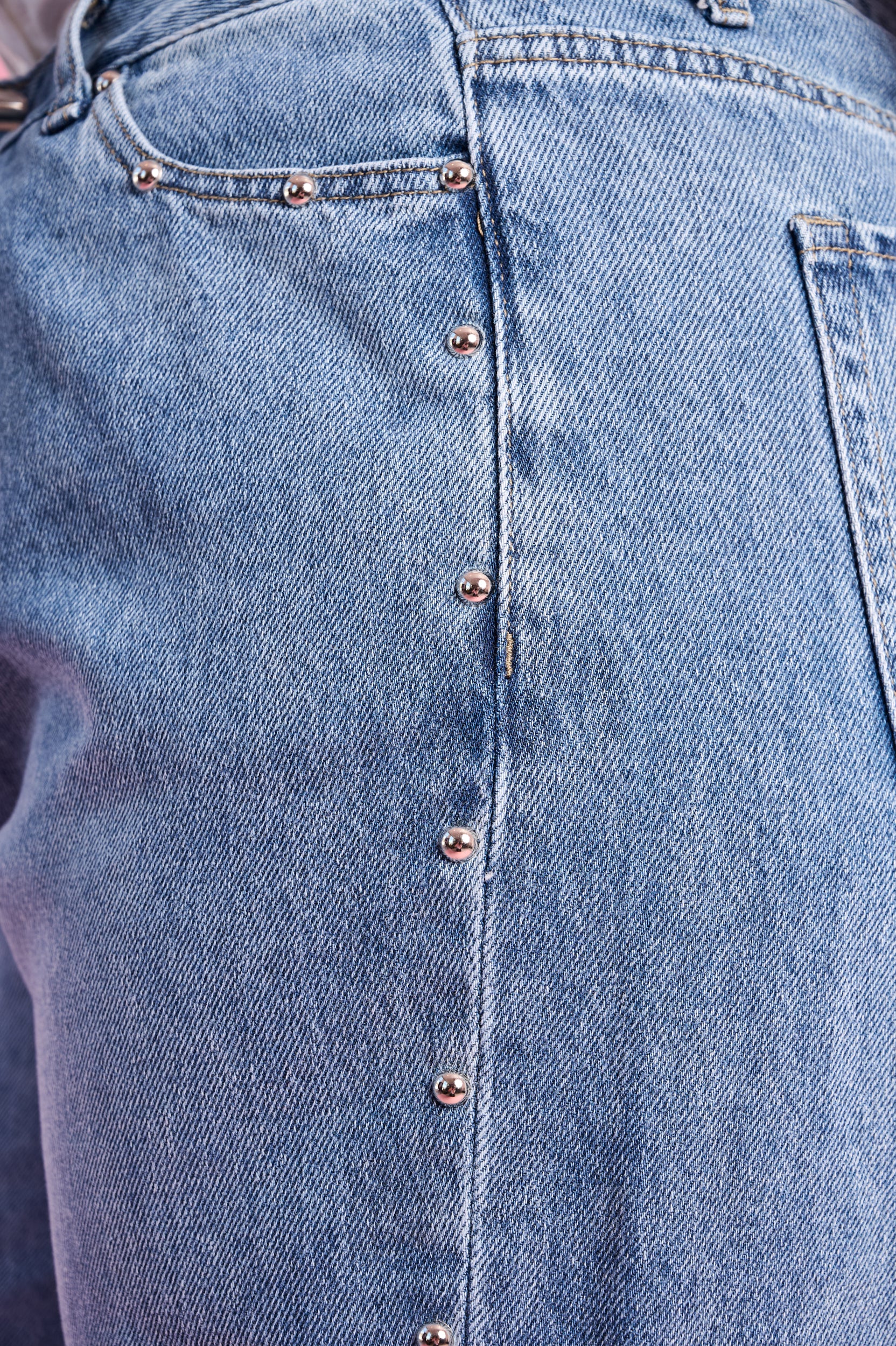 Wide Leg Jeans with Studs in Medium Blue