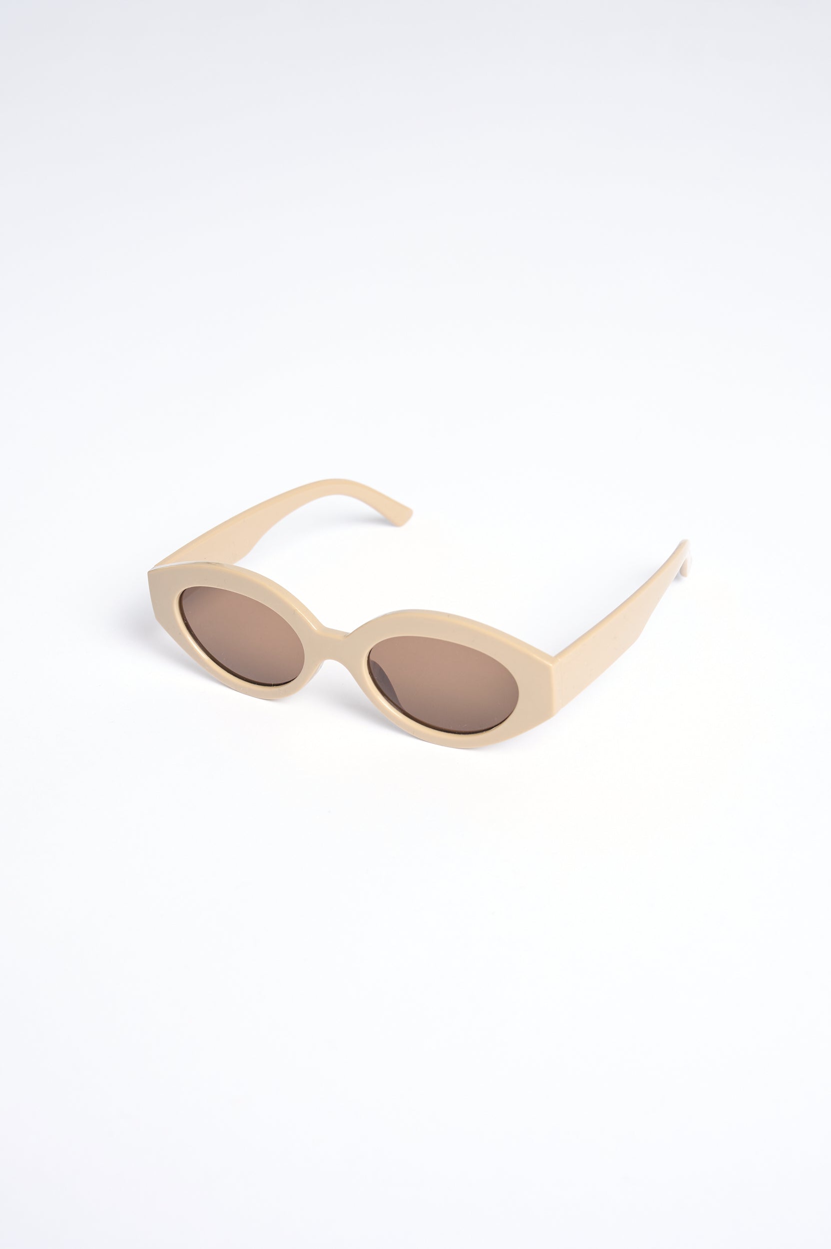 Creamy Almond Frame Sunglasses
