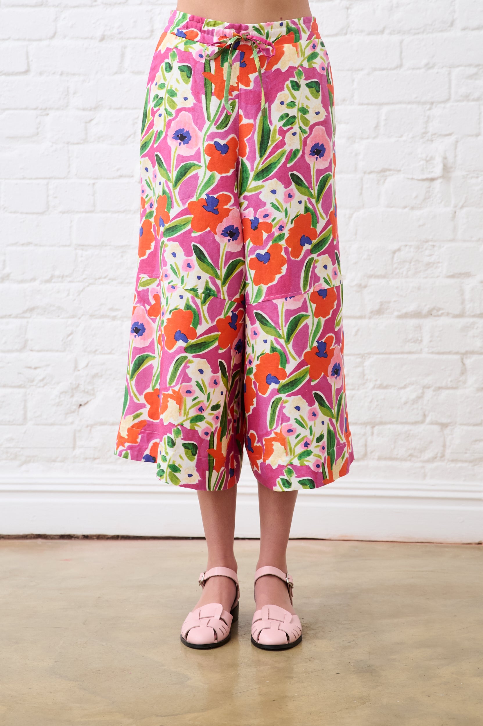 Wide Leg Linen Crop in Watercolour Floral