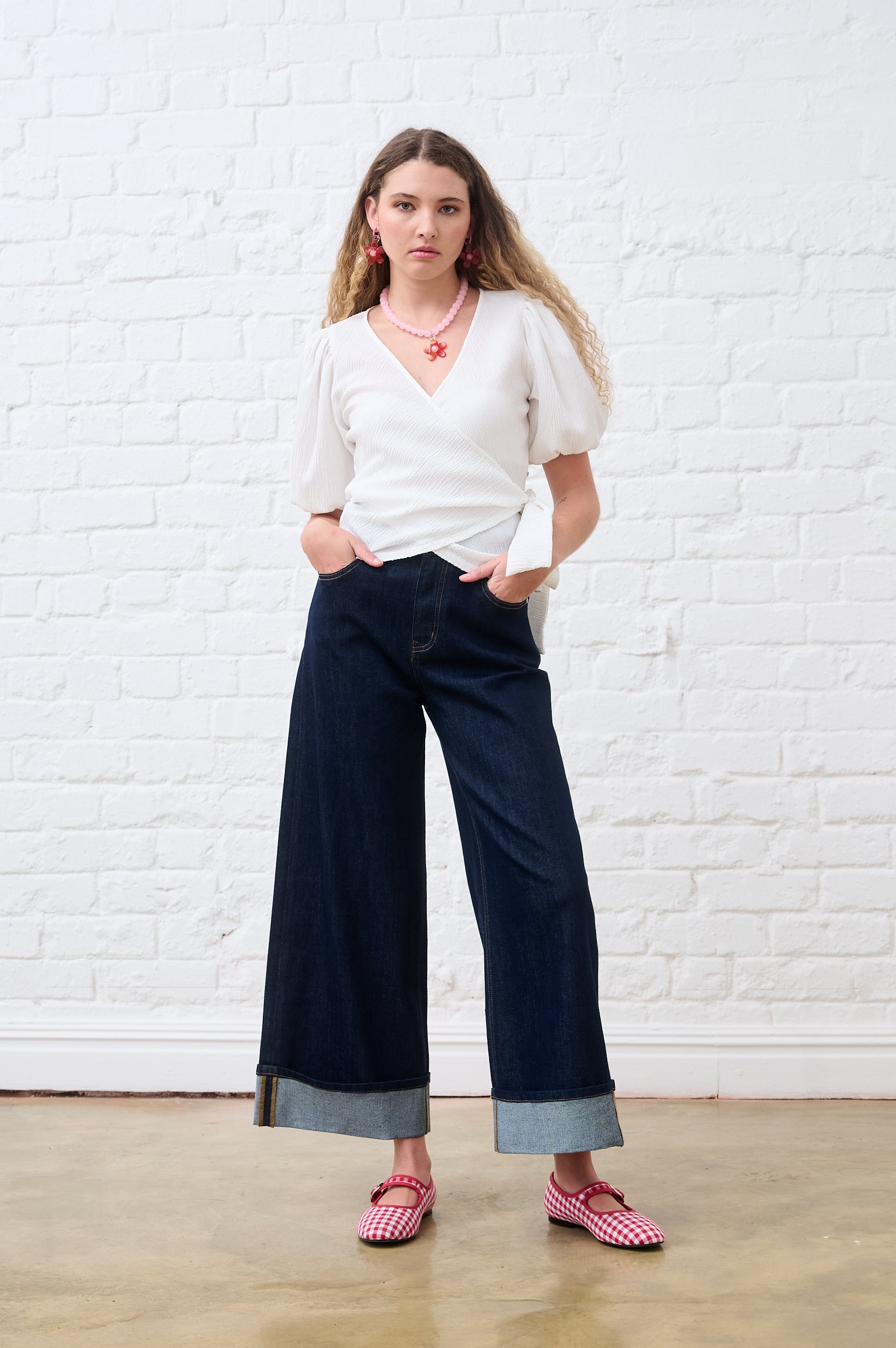 Turn Up Stretch Jean in Dark Wash