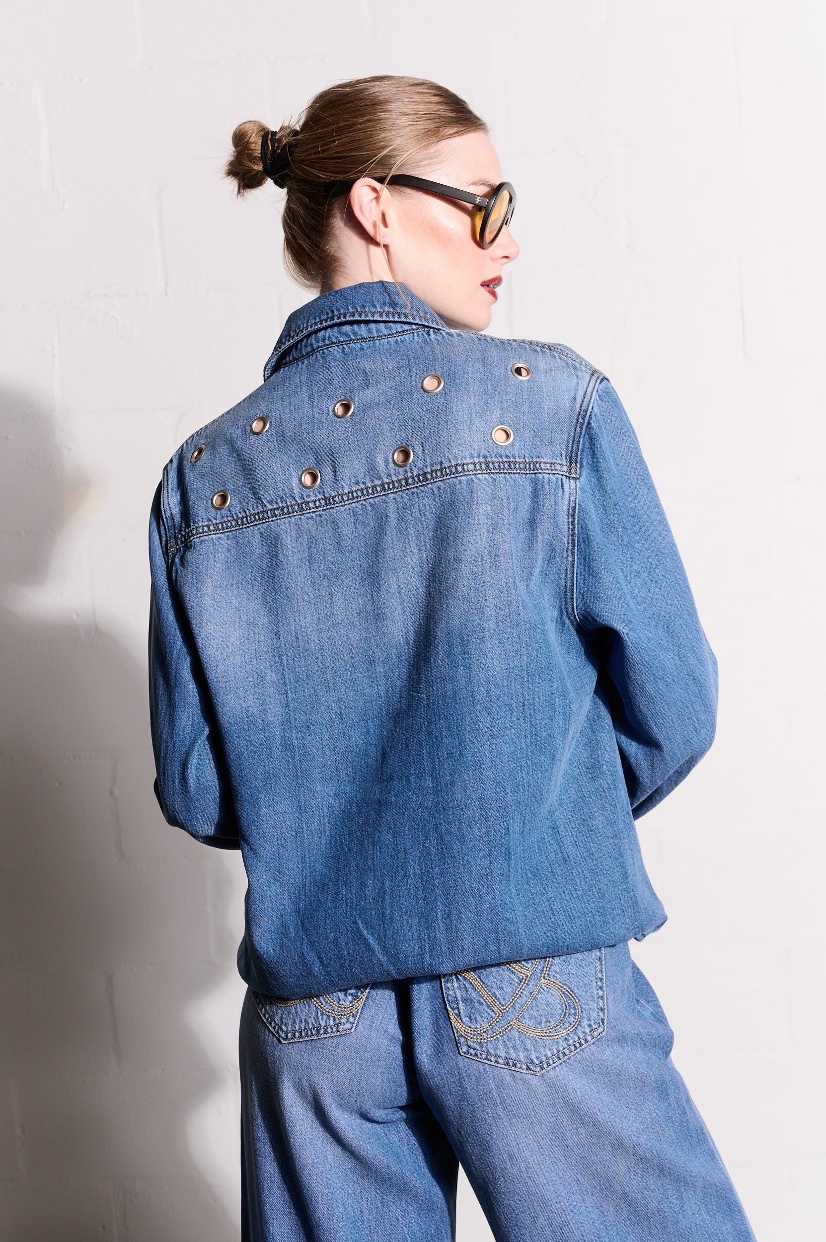 JACKETS