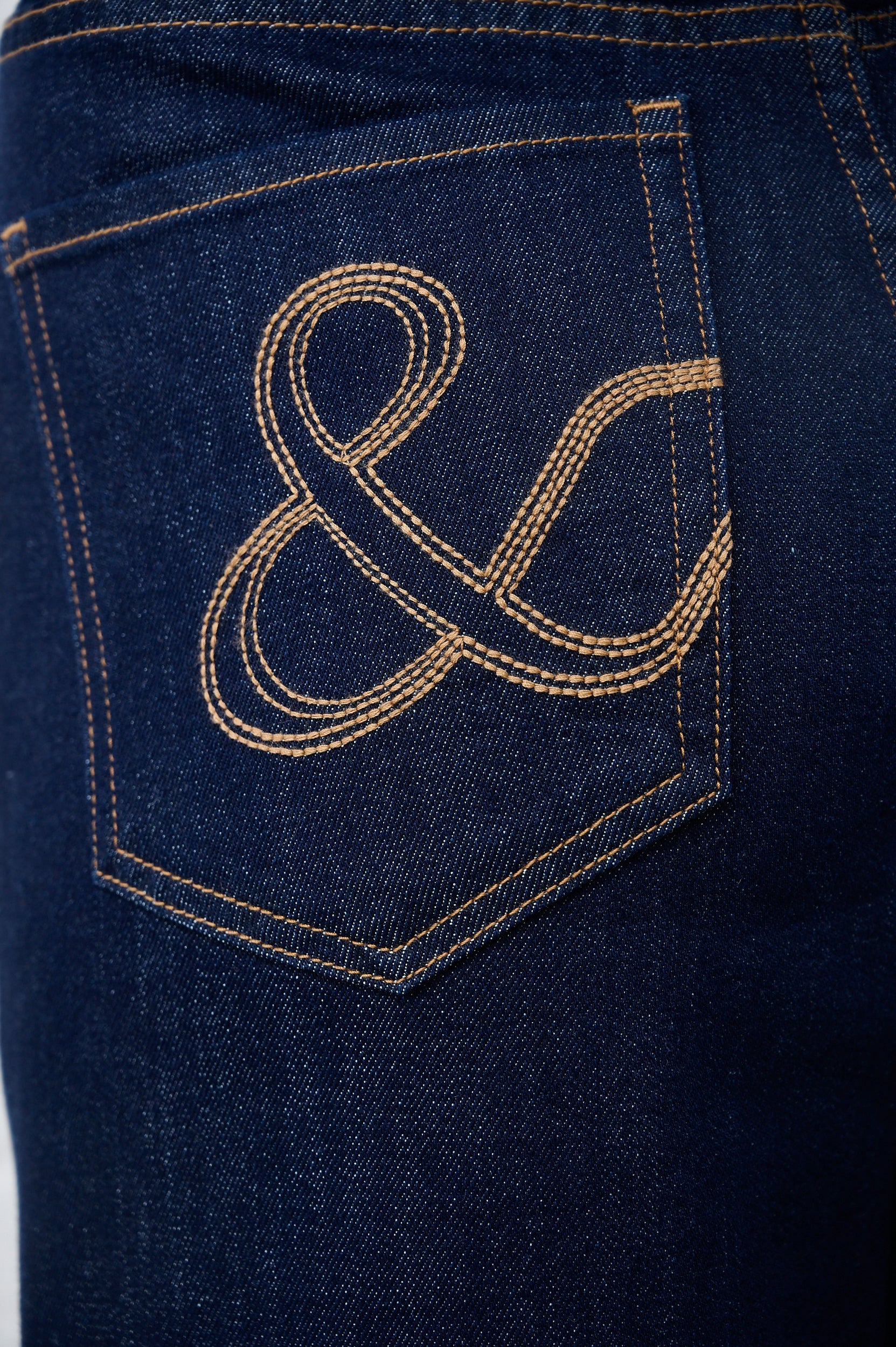 ME&B DENIM