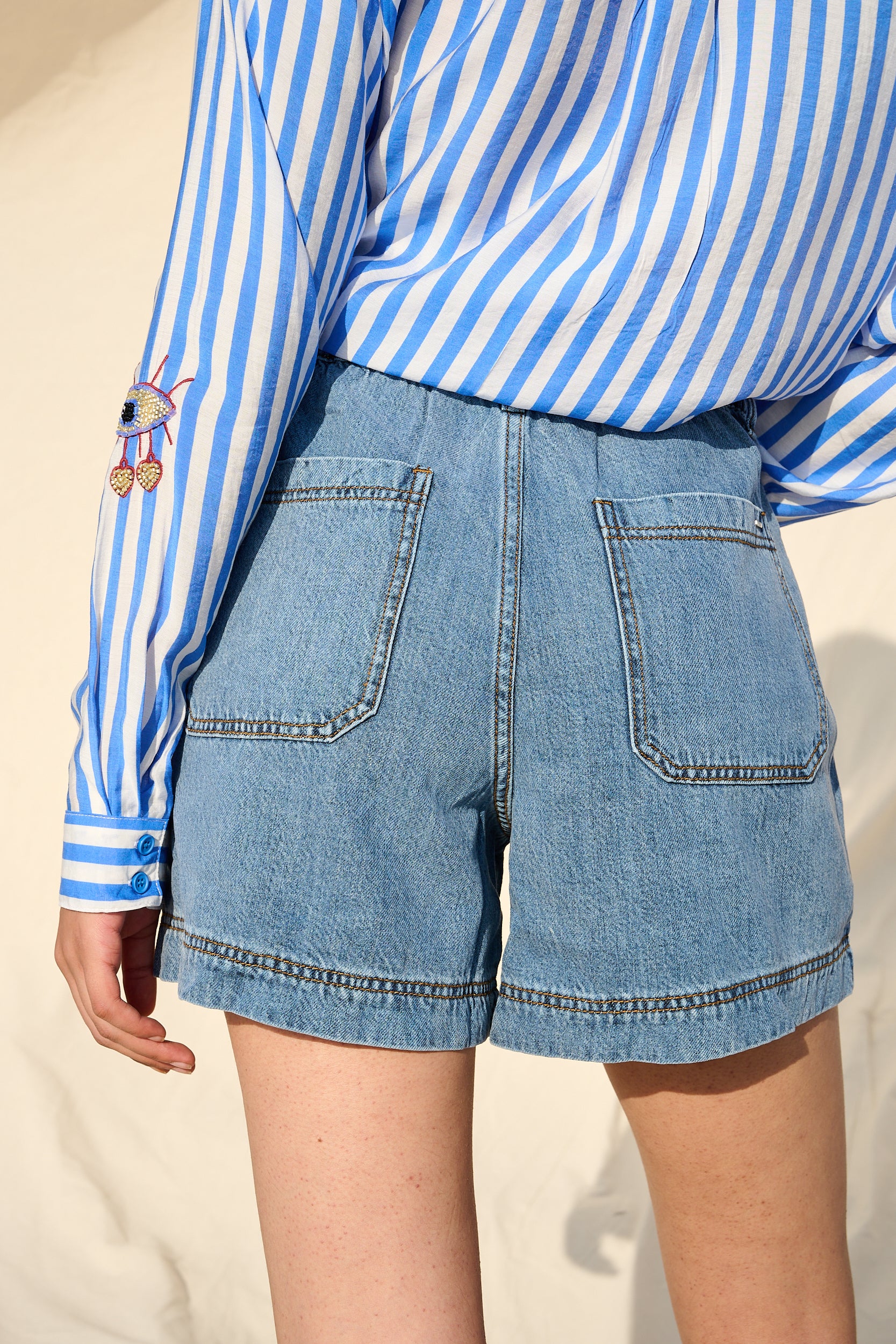 Lyocell Denim Shorts in Med Wash