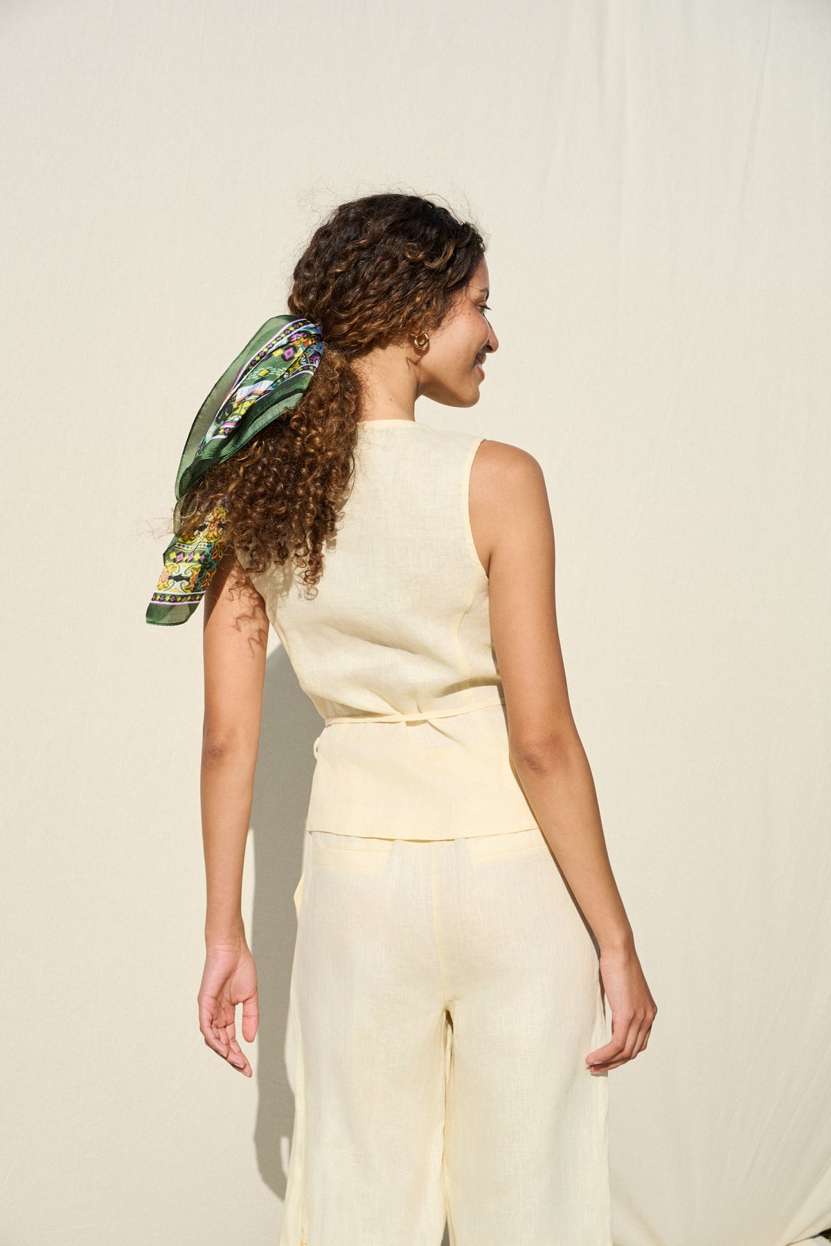 Linen Wrap top in Angora
