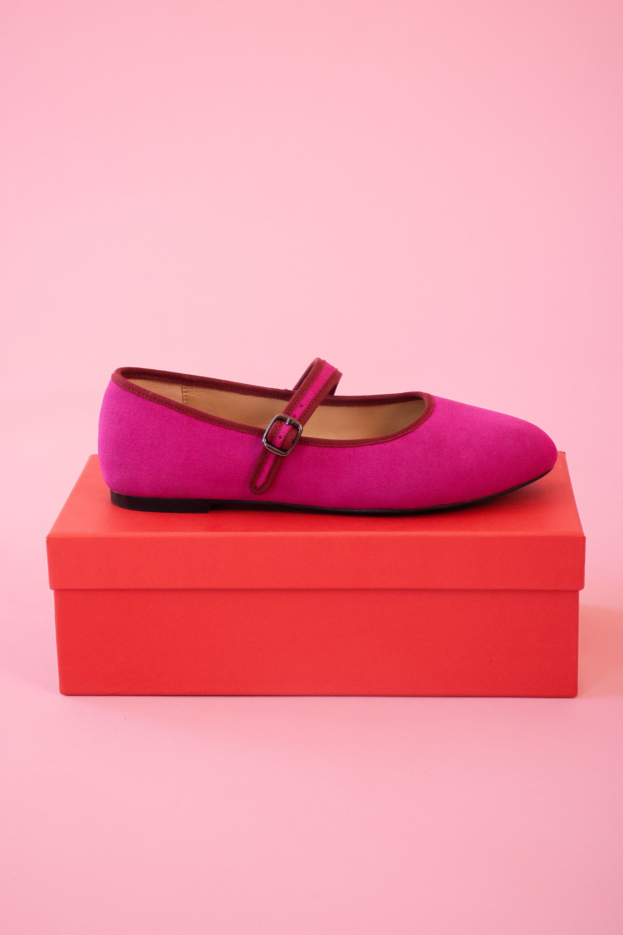 Mary Jane in Hot Pink