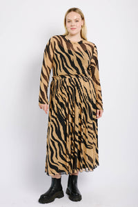 Pleated Mesh Skirt in Big Zebra - Me&B
