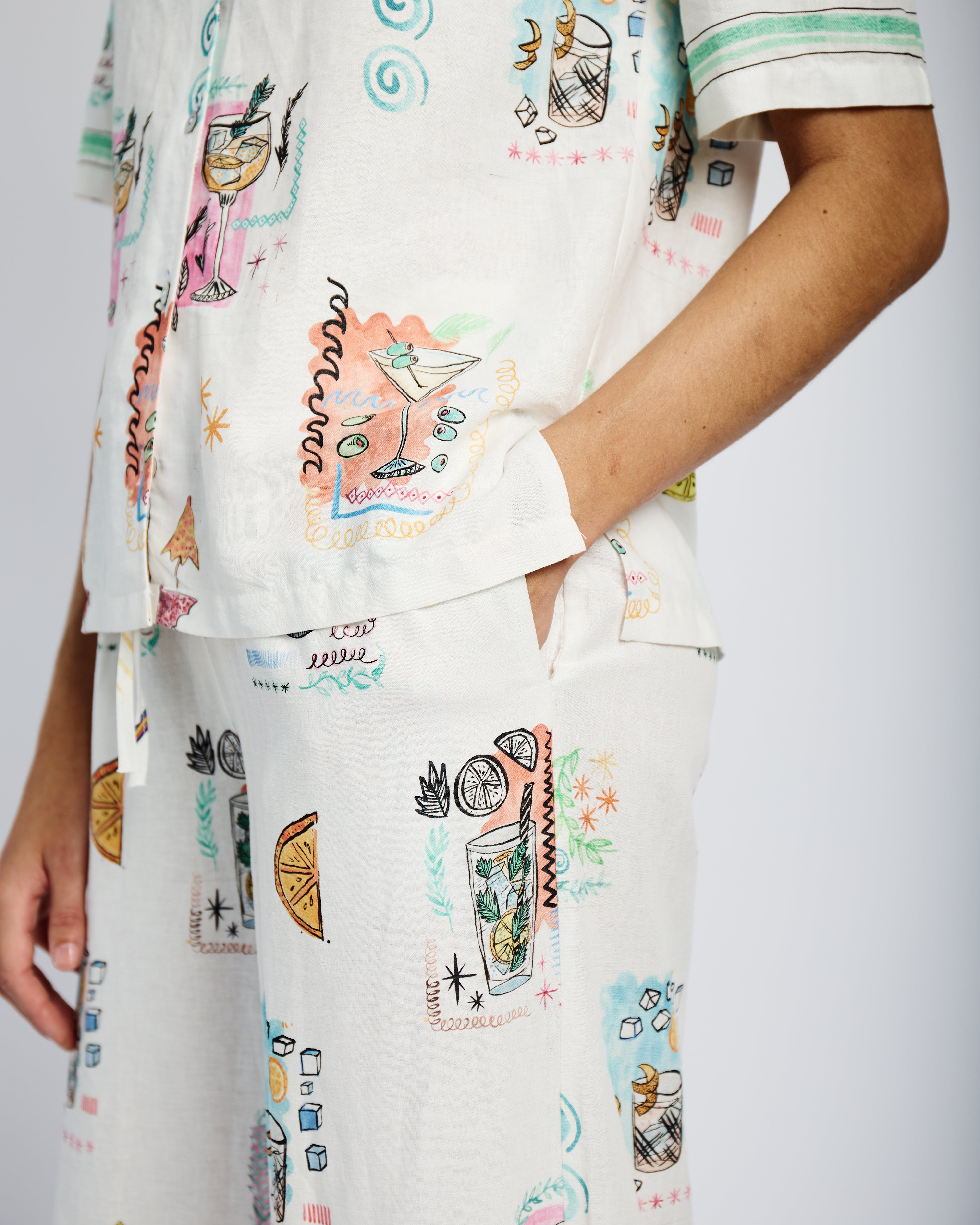Revere Collar  Shirt with Cocktail Print