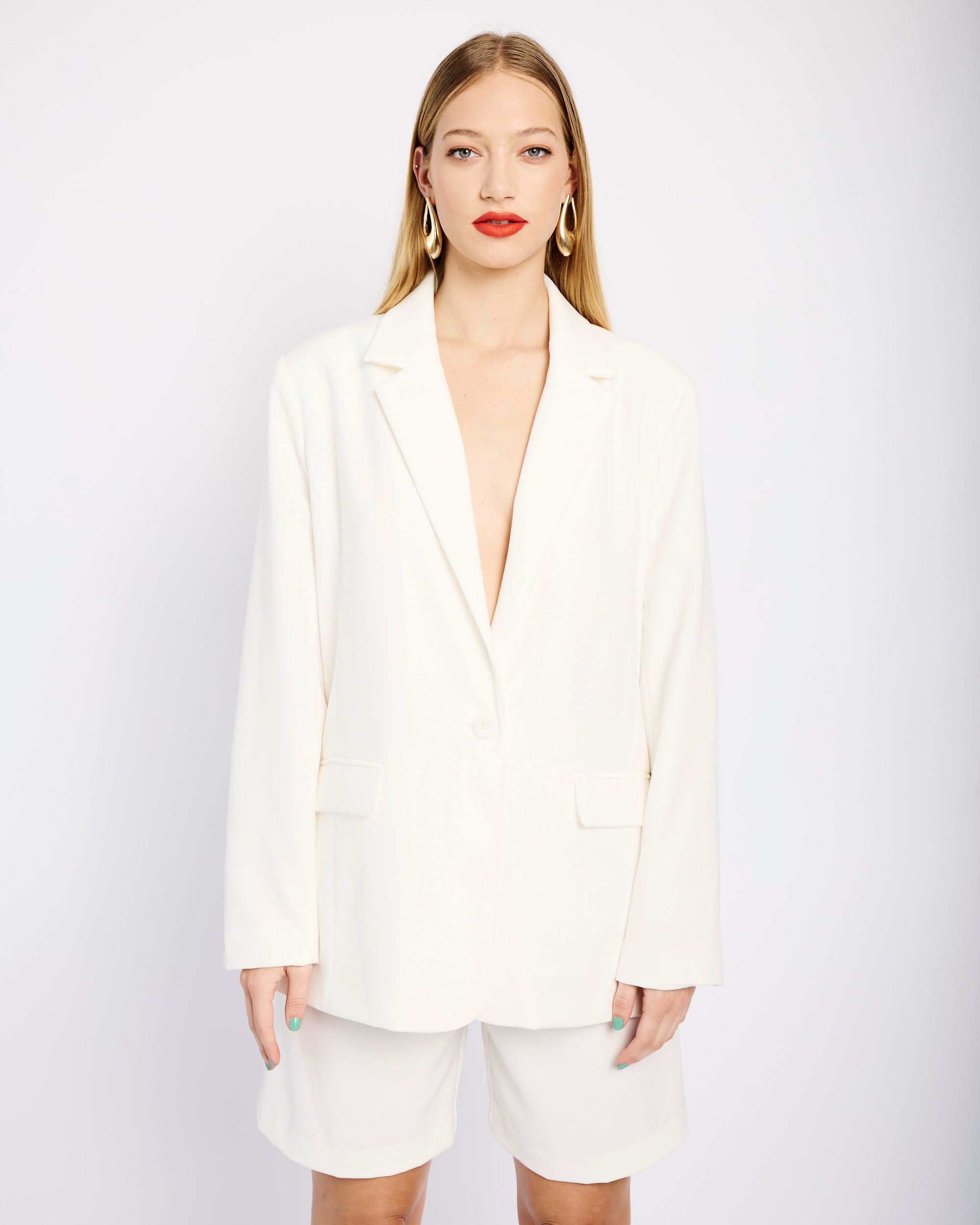 Tailored Pleat Front Short in Milk