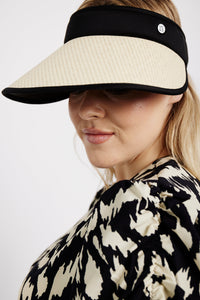 The Holiday Visor in Natural