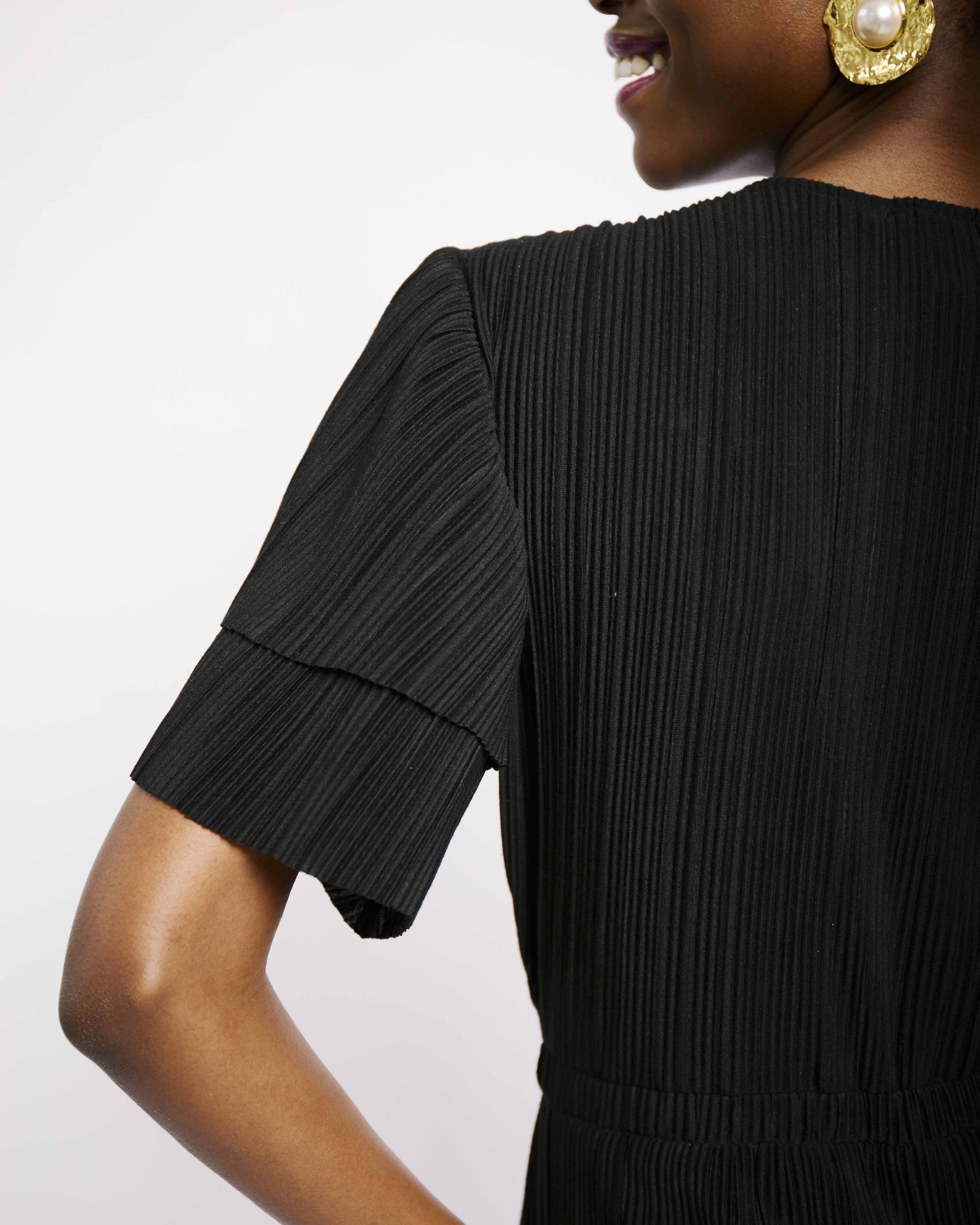 Ra Ra Tiered Dress in Black