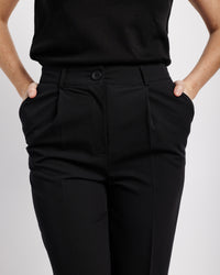 Ultimate Tailored Tapered Leg in Black - Me&B