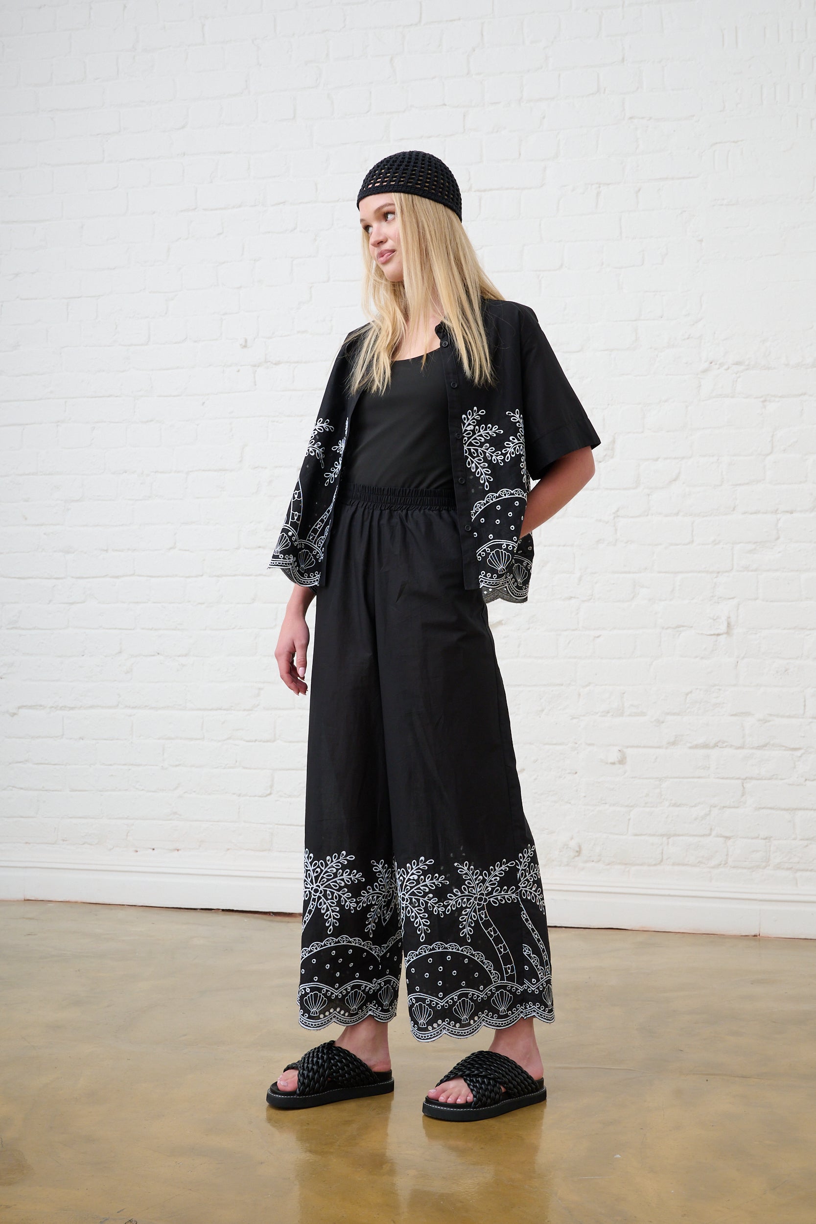 Classic Shirt in Palm Anglaise