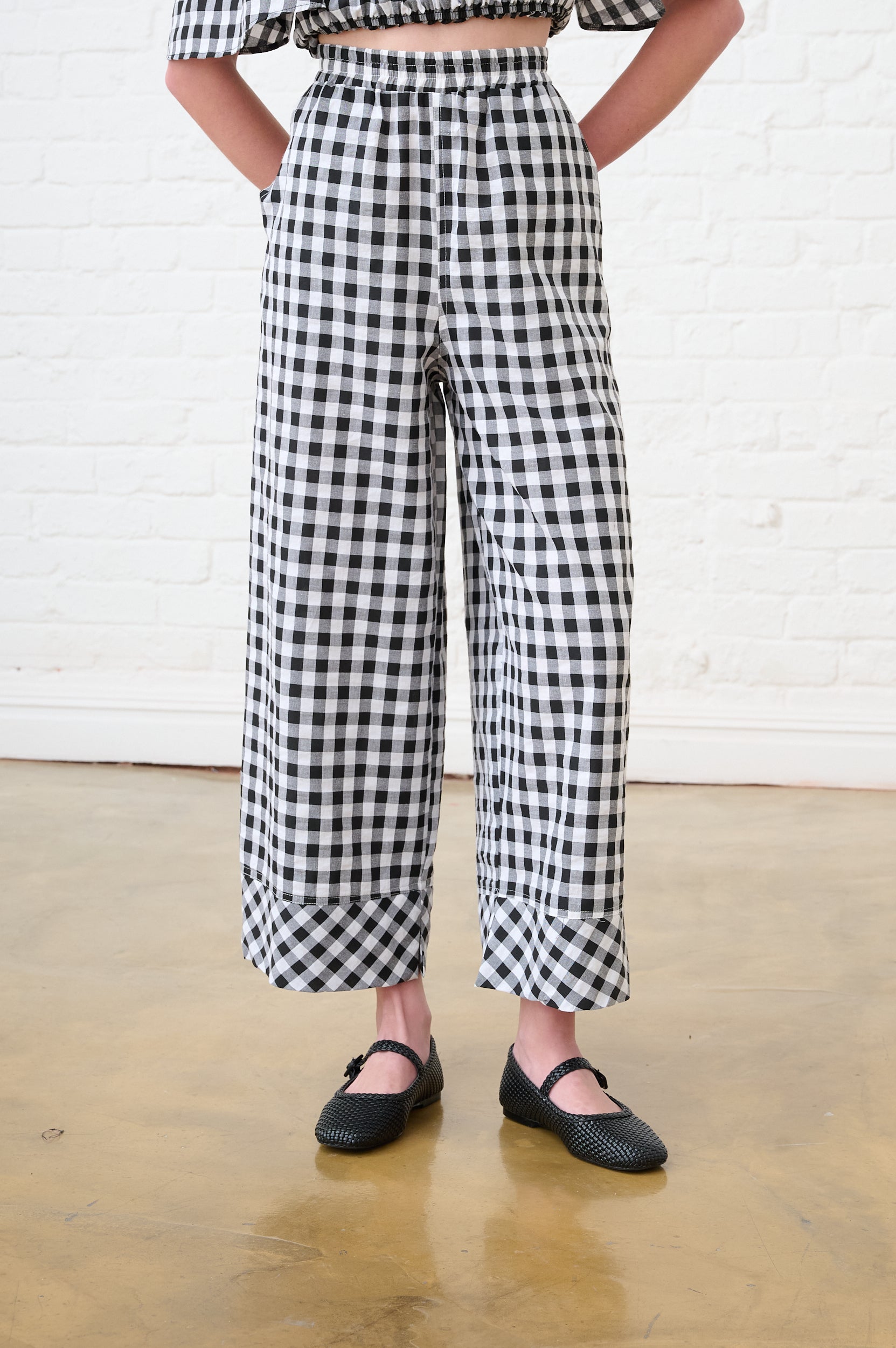 Elasticated Pants with Side Pockets in BW Gingham