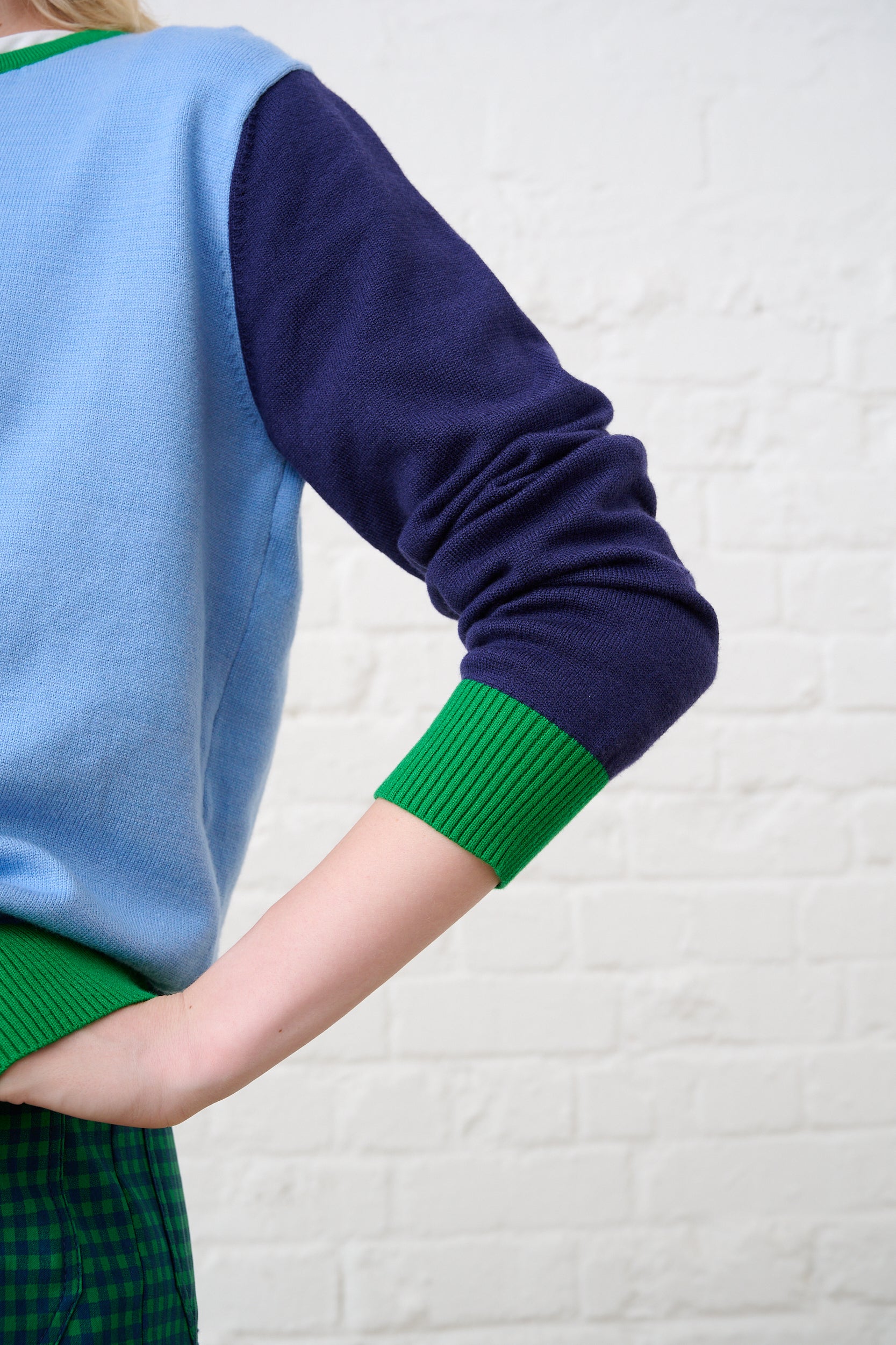 Lightweight Cardigan in Blue Colourblock