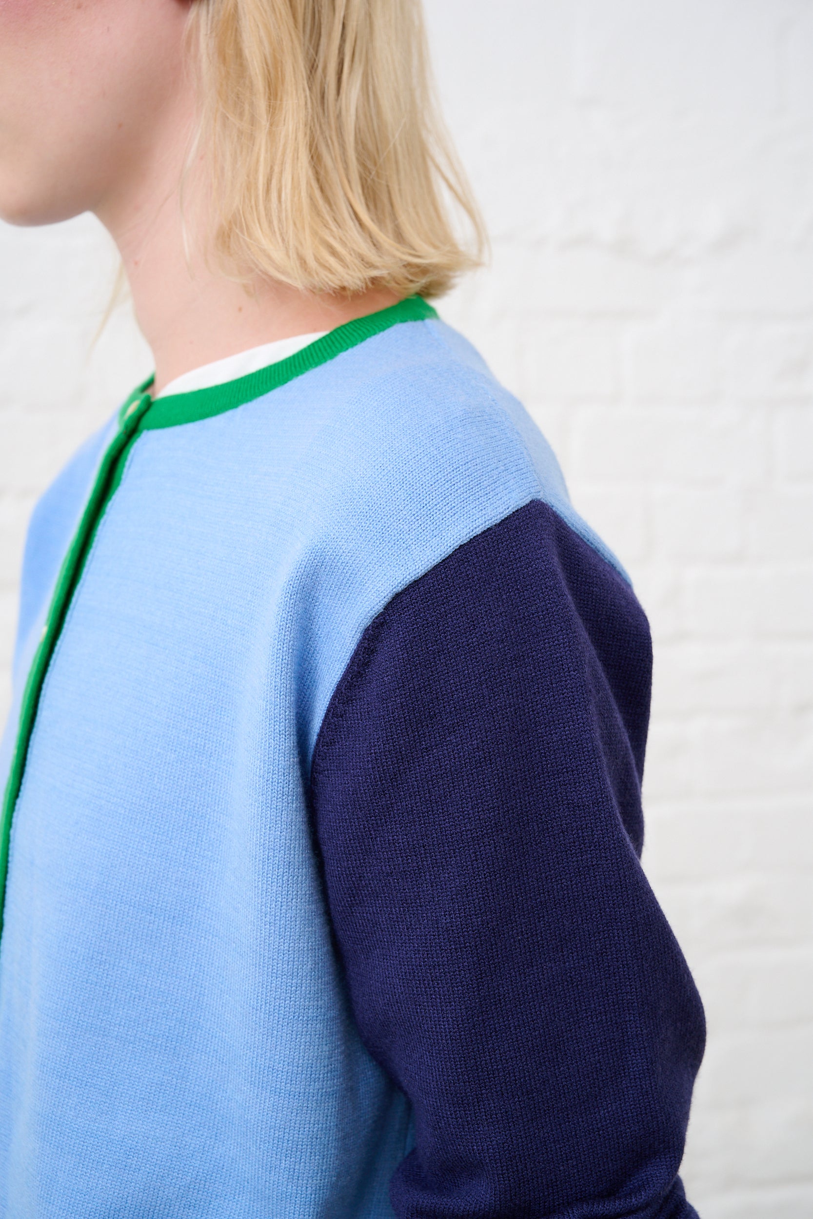 Lightweight Cardigan in Blue Colourblock