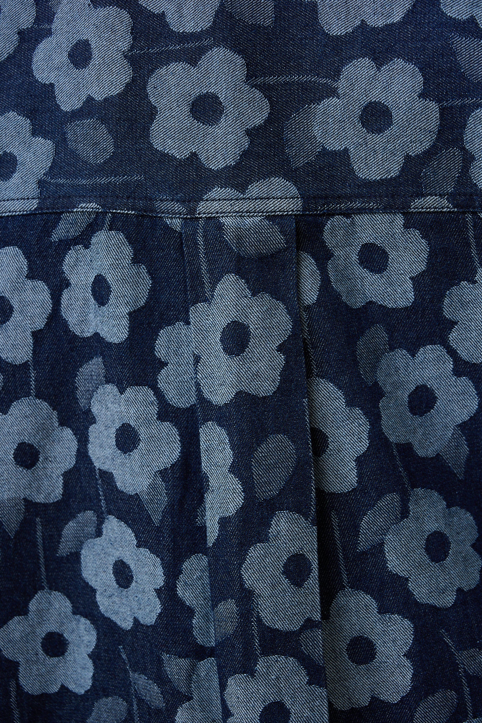 Denim Shacket in Daisy