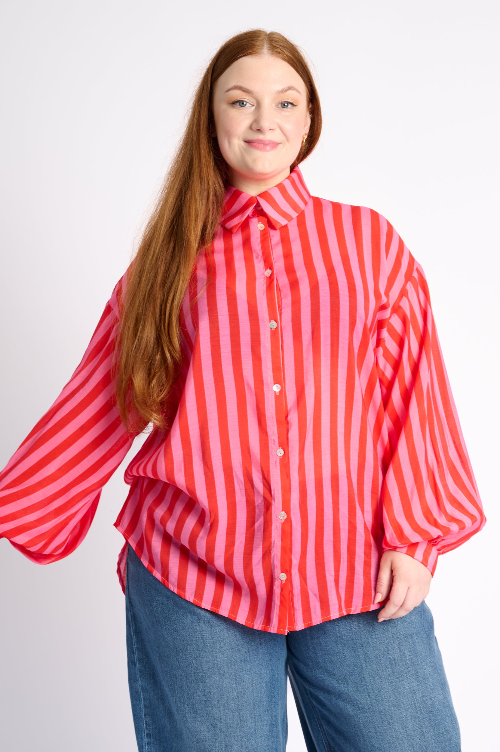 The Bellow Sleeve Shirt in Pink Red Stripe