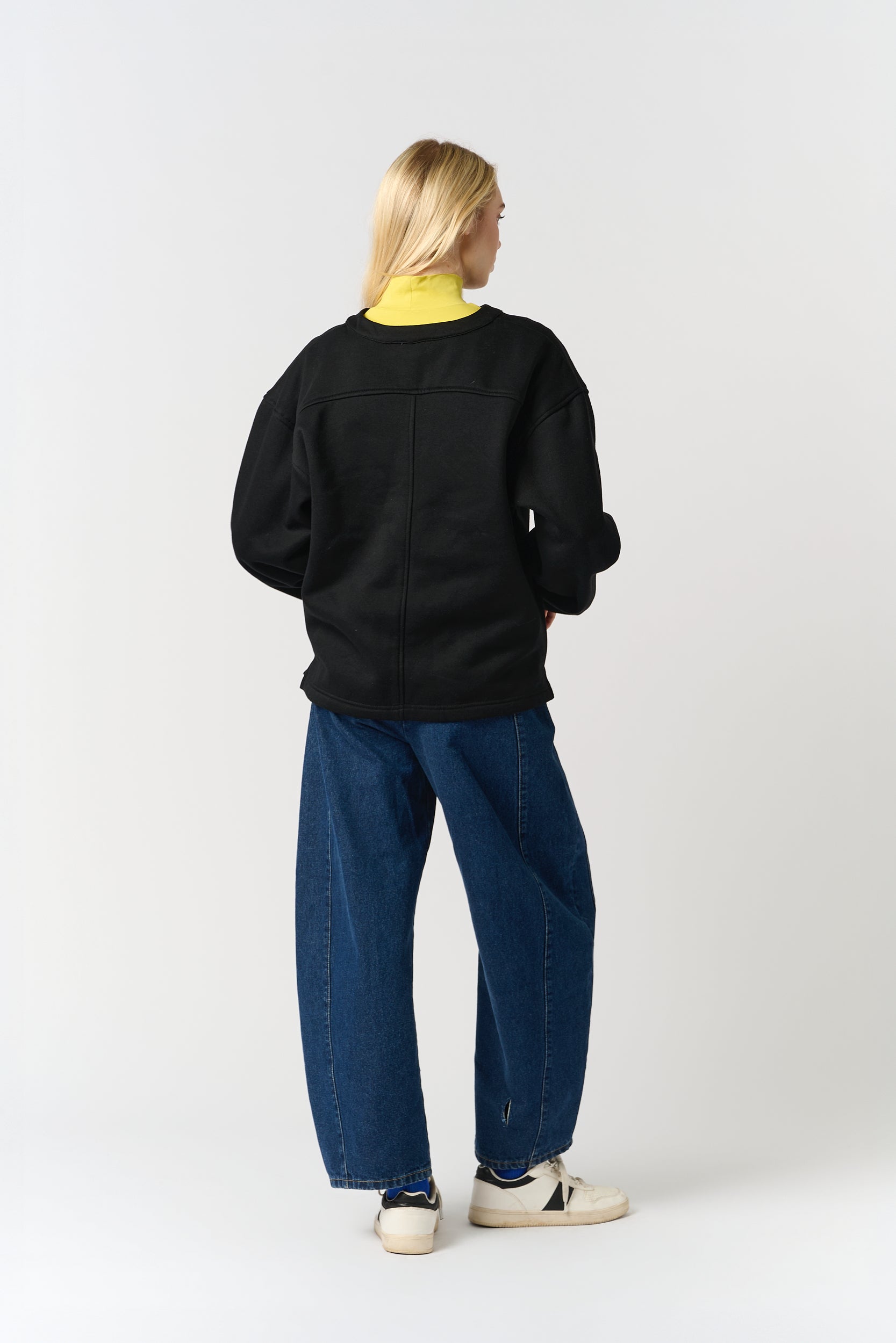 Black Mandarin Placket Sweat