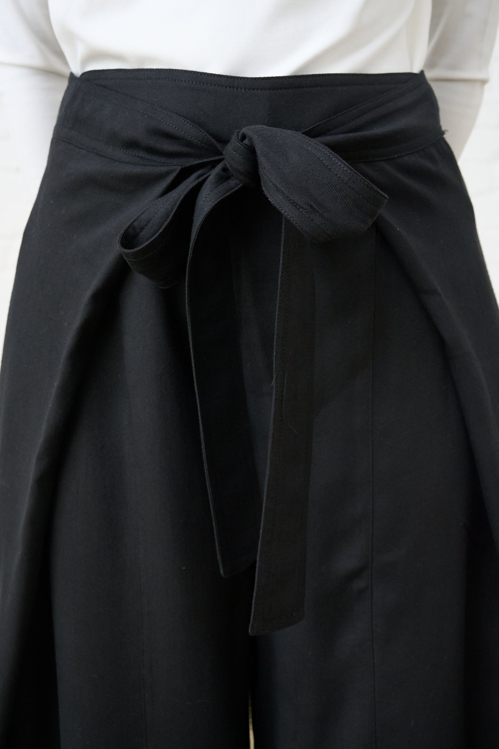 Tie Front Pant in Black