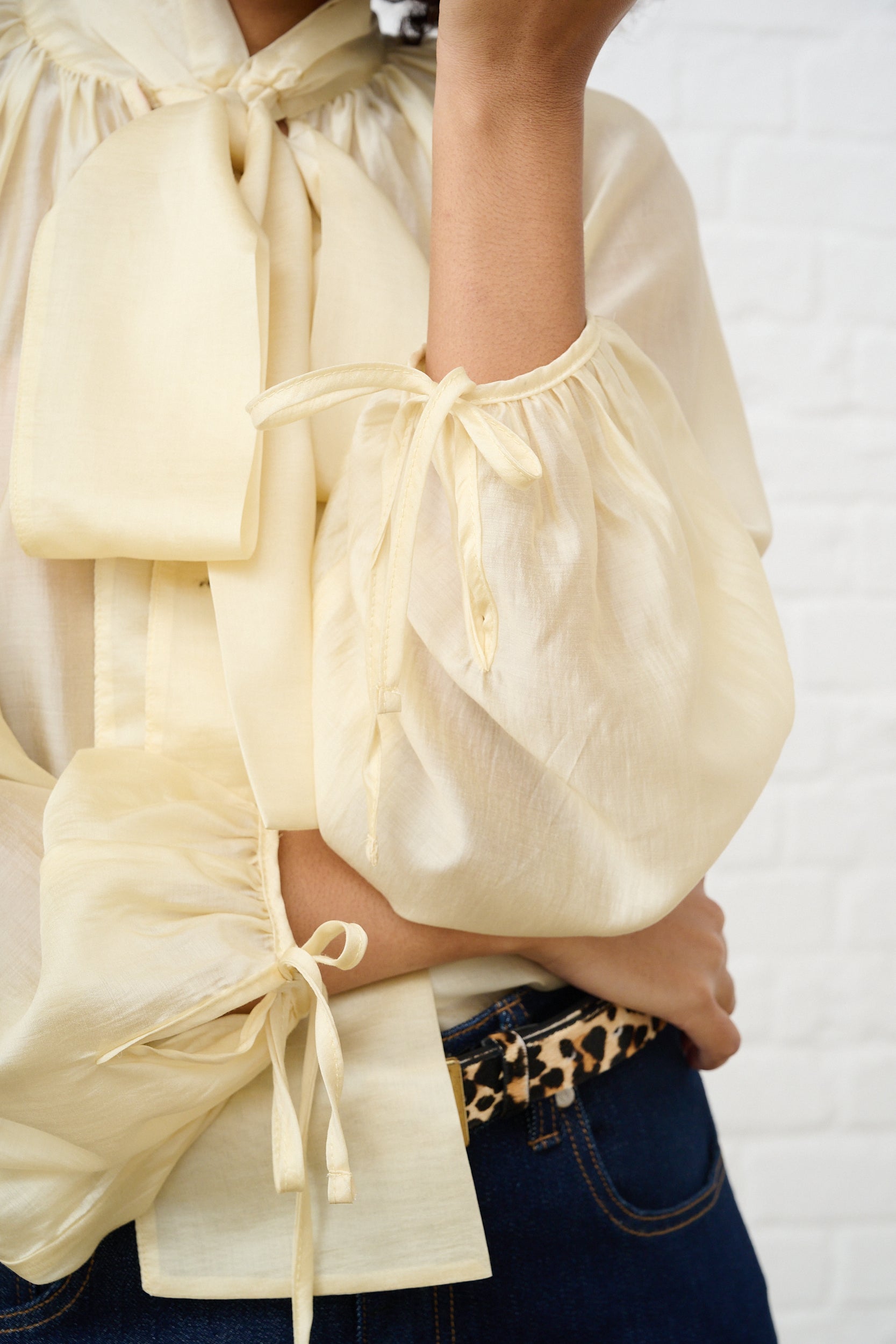 Blouse in Sheer Butter