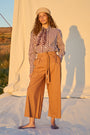 Wide Hem Cropped Pant in Caramel