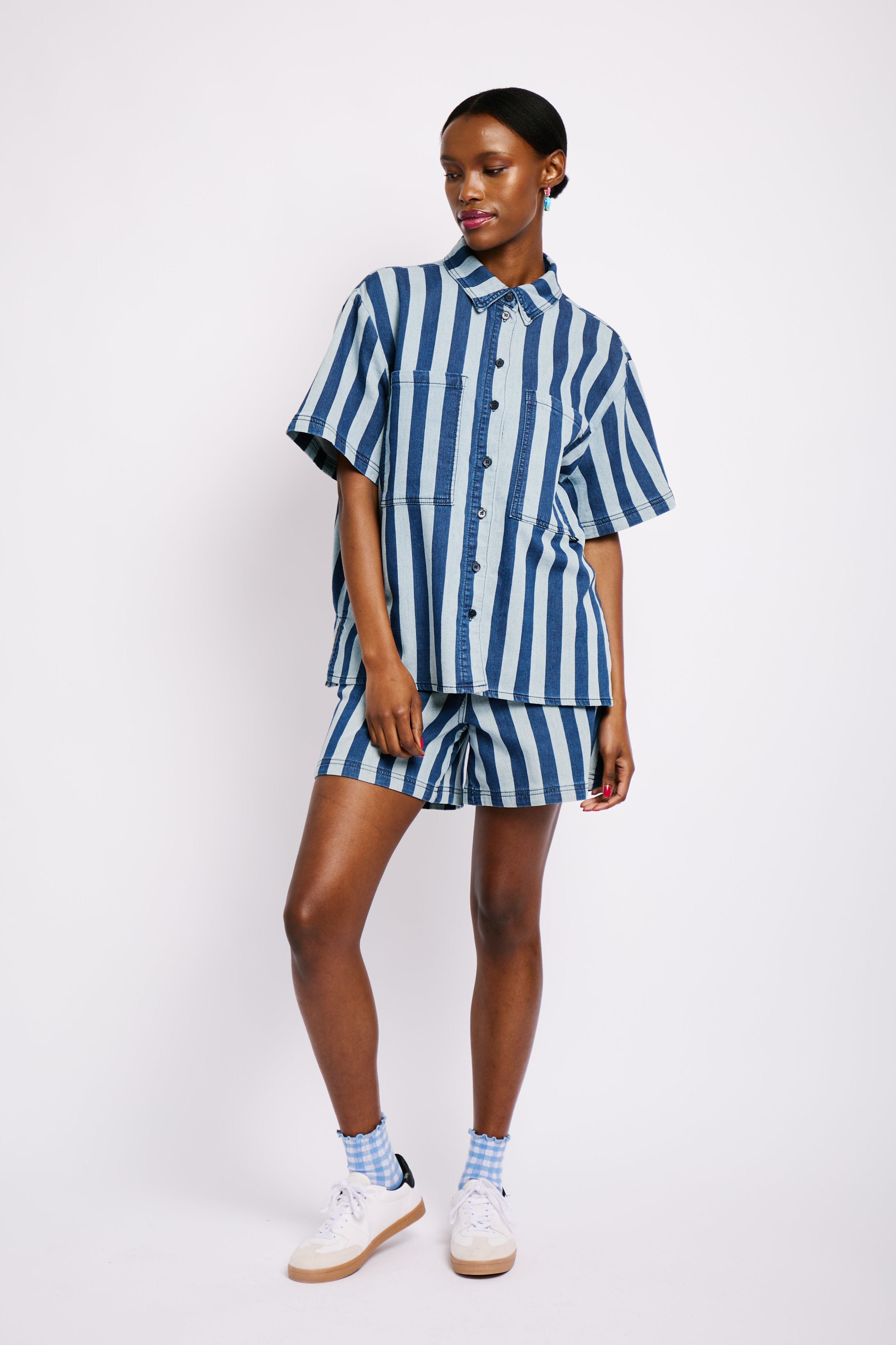 Short Sleeve Denim Knit Stripe Shirt