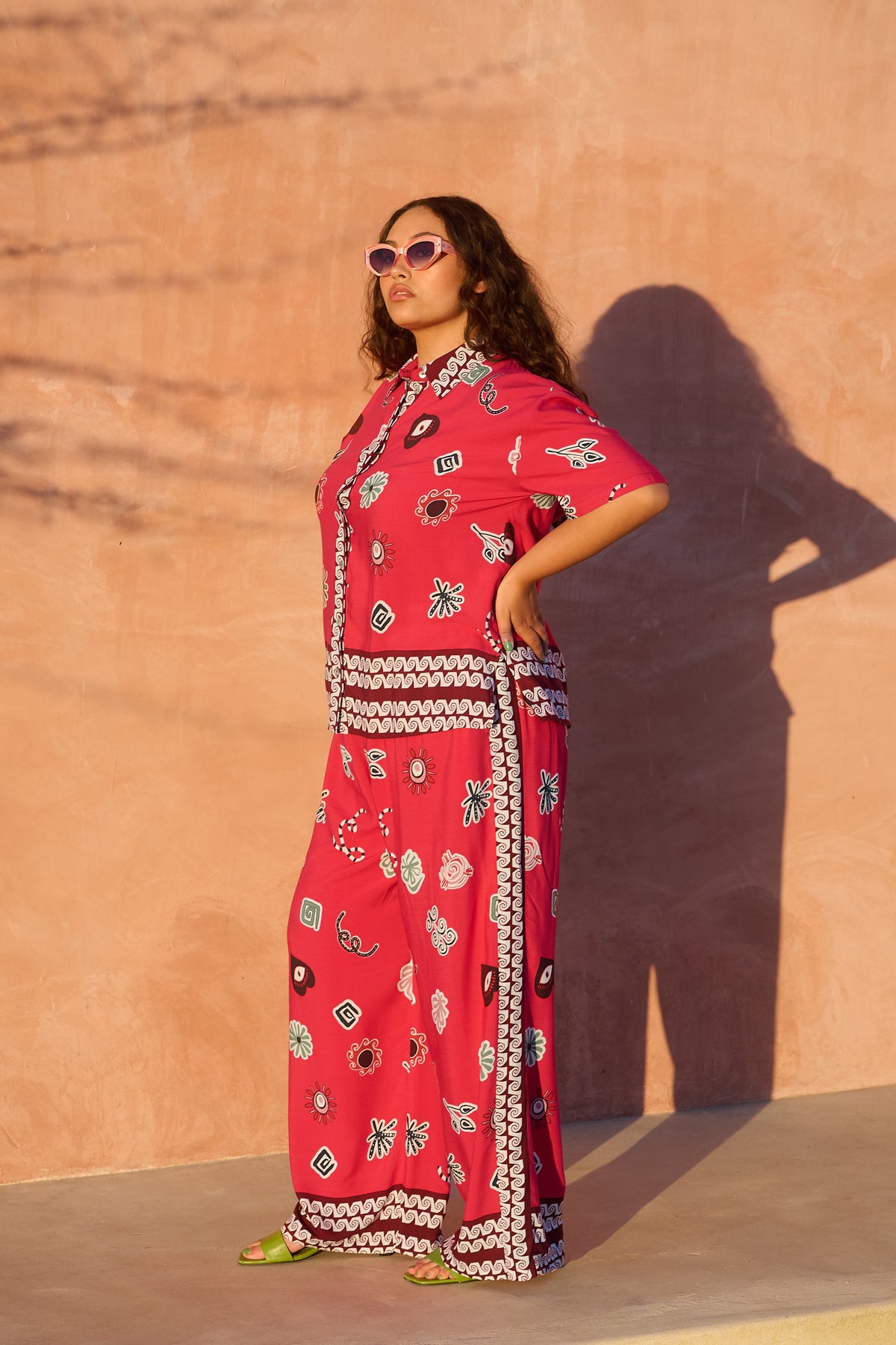 Moroccan Border Shirt in Tea Berry Print