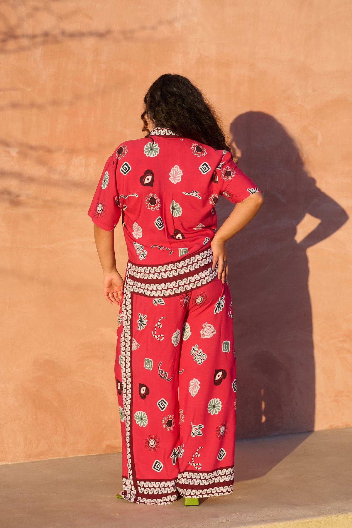 Moroccan Border Shirt in Tea Berry Print